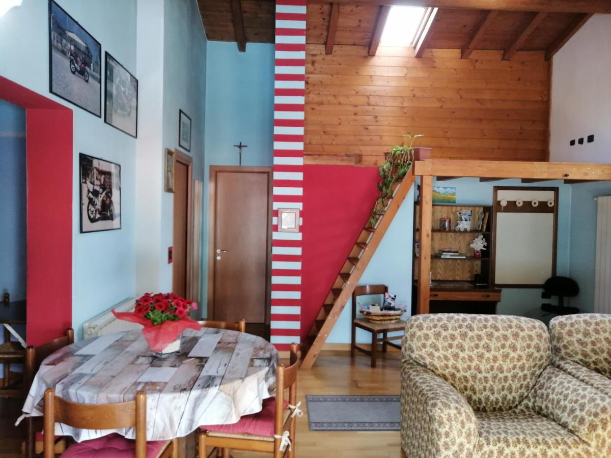 B&B I Viandanti Piancogno Esterno foto
