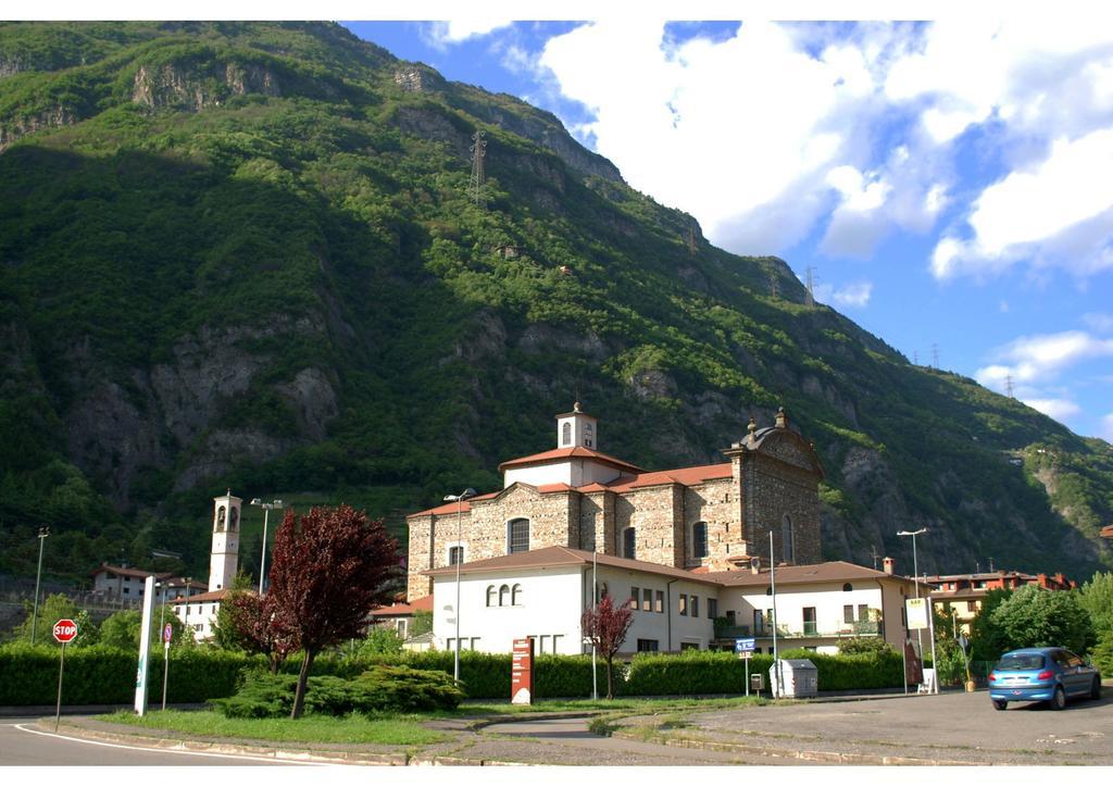 B&B I Viandanti Piancogno Esterno foto